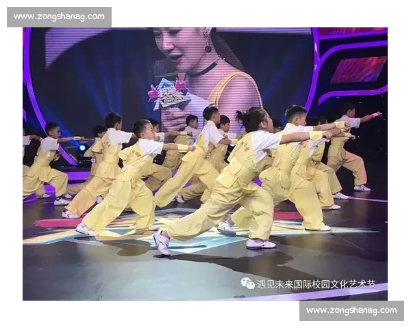 毽赛惊现功夫魂：高手足尖演 “云手旋风”